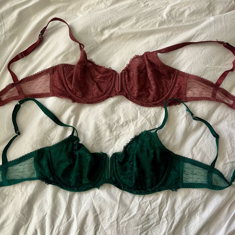 2 Auden Lace Bras